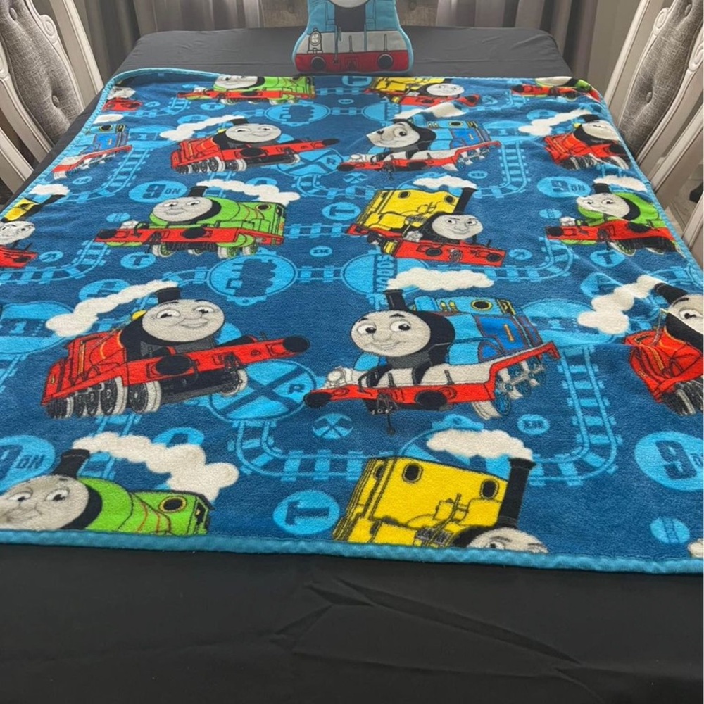 Thomas the Train Blanket and Pillow Set